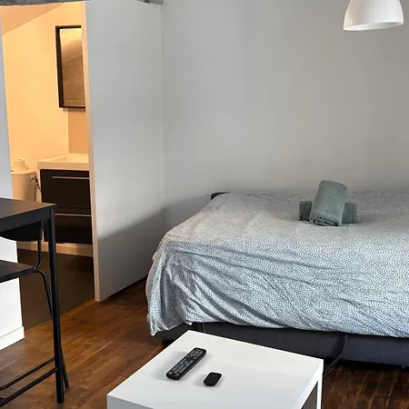 Les De Clement Apartment *